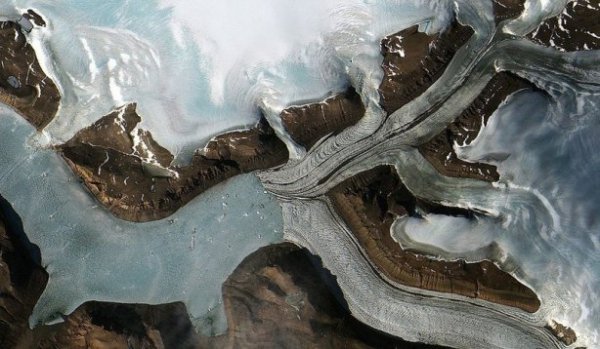 В Австрії відкрилася виставка вражаючих супутникових знімків. ФОТО