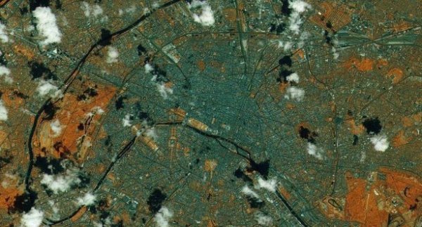 В Австрії відкрилася виставка вражаючих супутникових знімків. ФОТО