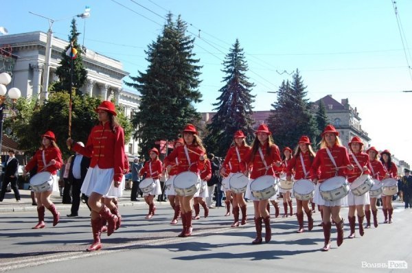 У Луцьку – посвята в студенти «європейського» вишу. ФОТО