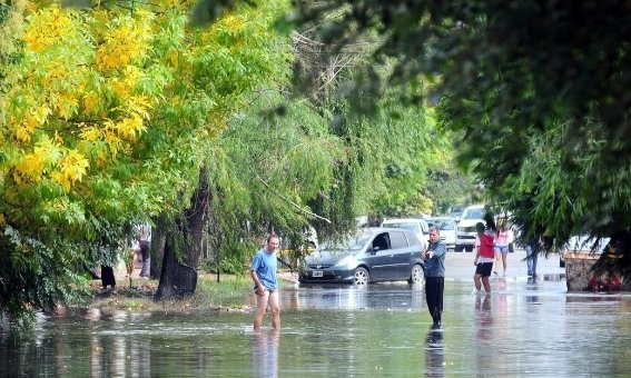 Потоп в Аргентині: загинули 49 осіб. ФОТО