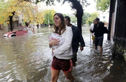 Потоп в Аргентині: загинули 49 осіб. ФОТО