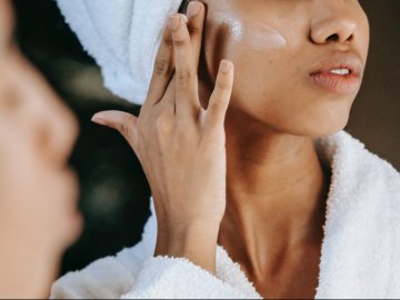  Як доглядати за зрілою шкірою*