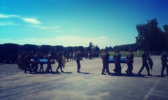 На Рівненському полігоні прощаються з військовими 51-ої бригади. ФОТО