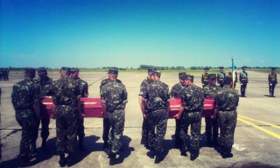 На Рівненському полігоні прощаються з військовими 51-ої бригади. ФОТО