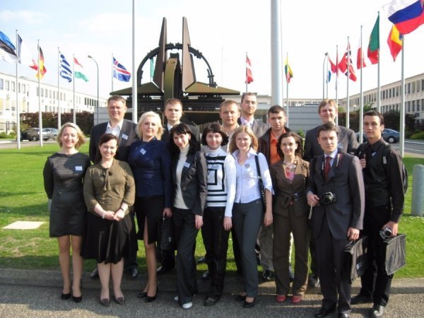 ПриватБанк запрошує на роботу. ФОТО*