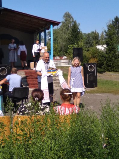 Концерт, розіграші та розваги: волинські села Річиця та Гута відгуляли свій день. ФОТО 