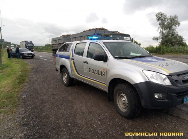 Поблизу Луцька зіткнулися Volkswagen і Mitsubishi