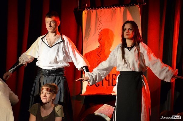 «Гармидер» у Луцьку показав революційні місяці в Україні. ФОТО. ВІДЕО