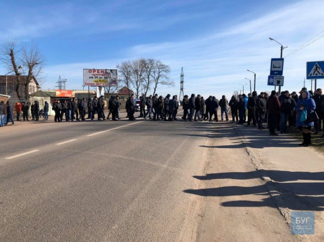 Волинські шахтарі блокують рух на трасі «Ковель-Жовква». ФОТО. ВІДЕО