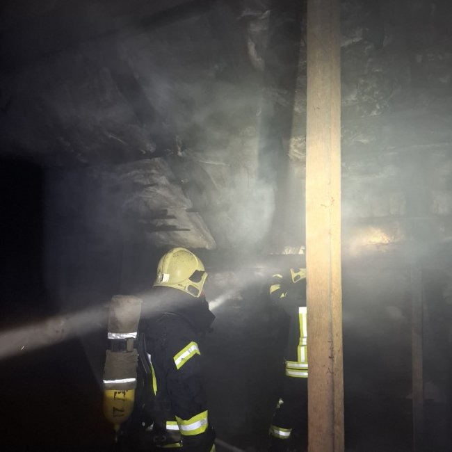 На Волині горіли житловий будинок, дача та сіно