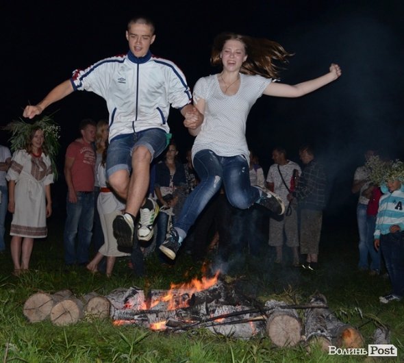 Як у Луцьку святкували Купала. ФОТО