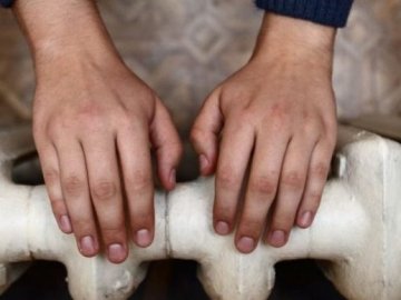 Через «льодовиковий період» у луцькій багатоповерхівці хворіють діти. ВІДЕО