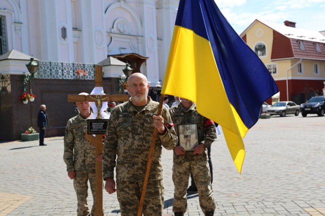 Луцьк попрощався з Героєм Анатолієм Гончаревичем