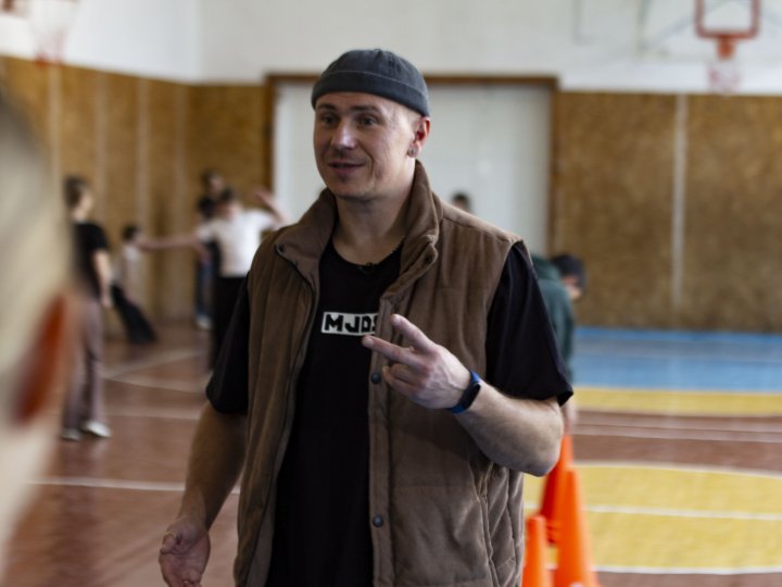 Танцює фрістайл і викладає фізкультуру: вчитель з волинської школи увійшов до тридцятки найкращих в Україні