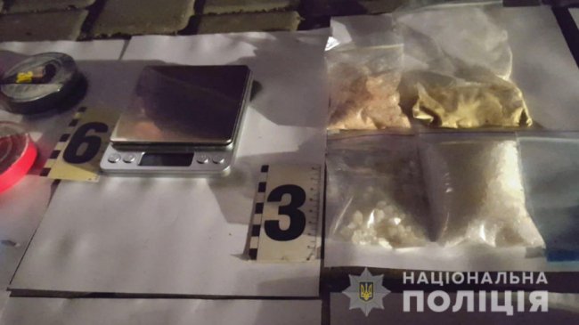 В Одесі затримали чоловіка з наркотиками на 1 мільйон гривень. ФОТО. ВІДЕО