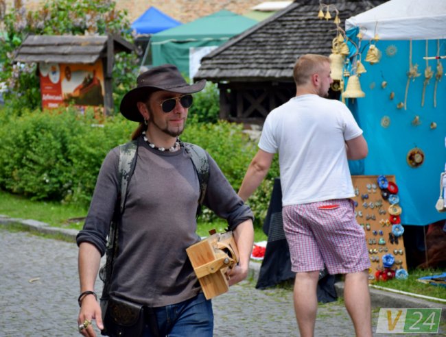 «Волинська княжна»: кому дістався титул та корона. ФОТО