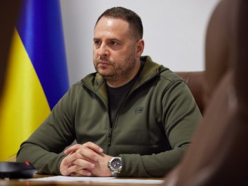 Становище катастрофічне: Єрмак порівняв Маріуполь з блокадним Ленінградом