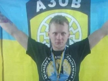 Чемпіон світу з кікбоксингу загинув у бою за Маріуполь