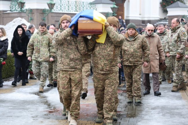 Майстер спорту України, тренер та суддя: у Луцьку попрощалися з військовослужбовцем Олексієм Бондаренком