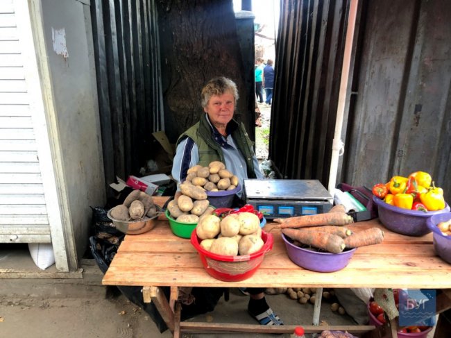 За скільки продають картоплю на Волині