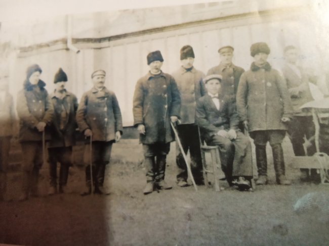 «Файно, як пів сраки з-за корча» та інші колоритні волинські фрази про зовнішність людей початку ХХ століття