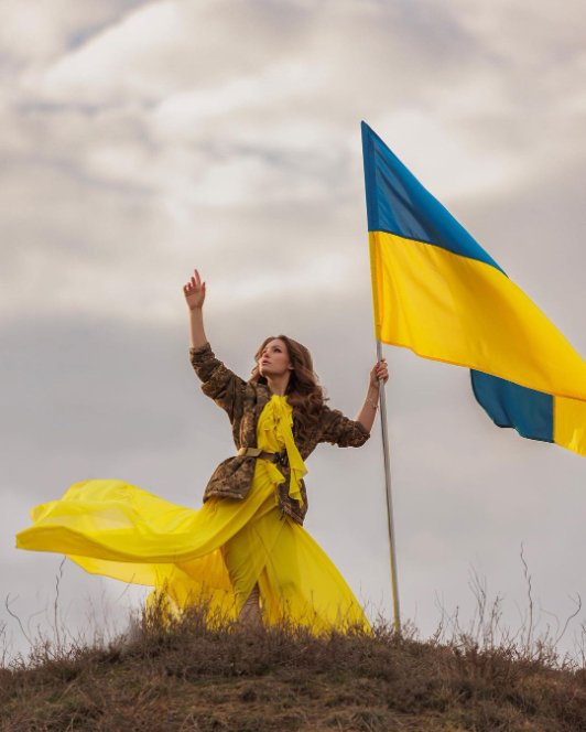 18-річна українка пішла на війну доброволицею і втратила ногу