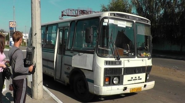 У Луцьку зіткнулися автобус і легковик. ФОТО