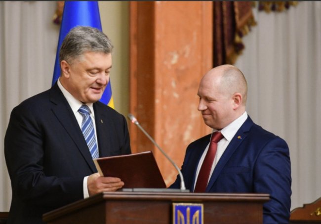 В Україні з'явився  Антикорупційний суд