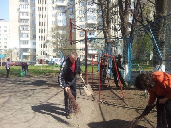 У Луцьку облаштовують спортивні майданчики. ФОТО