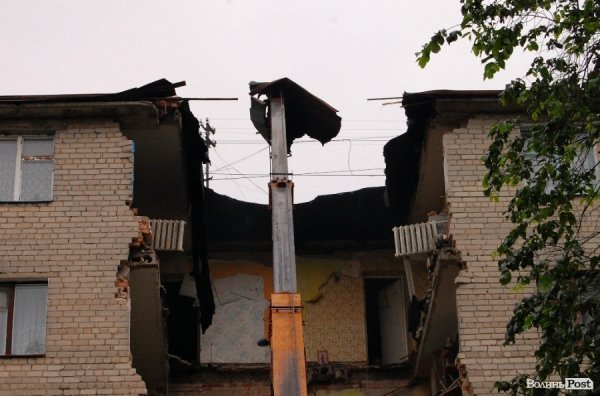 У завалах будинку в Луцьку знайшли тіло другого загиблого. ФОТО