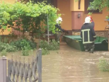 На Буковині повінь зруйнувала укріпні споруди, є загроза підтоплення Чернівців