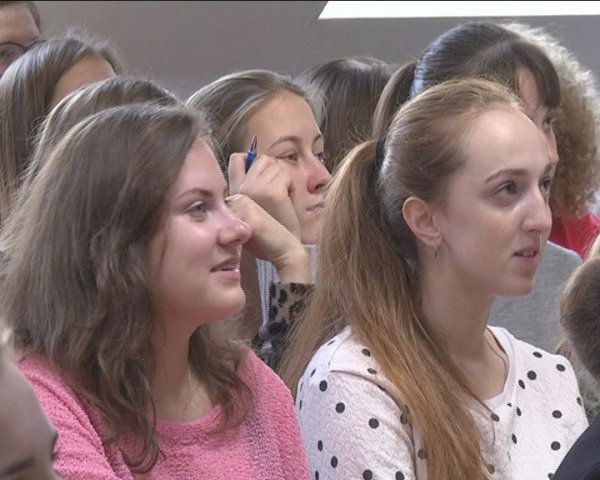 Луцьким студентам розповіли, яким стане життя людей у новому цифровому світі. ФОТО. ВІДЕО