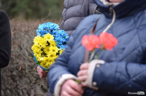 Герої не вмирають: піша хода Луцьком. ФОТО