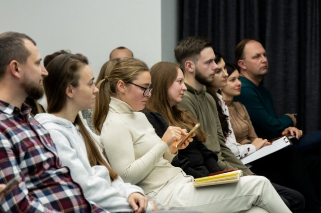 Навіщо бізнесу стратегія? Поради із лекції Юлії Євпак в Дія.Бізнес у Луцьку