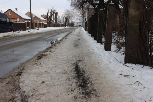 У Луцькій мерії показали, як боряться з ожеледицею