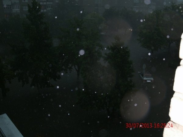 Луцьк заливає. ФОТО. ВІДЕО