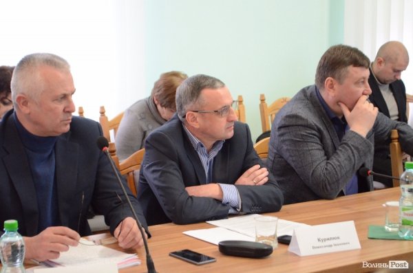 На Волині голови громад та депутати обговорили недоліки адмінреформи. ФОТО