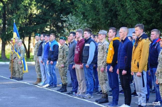 Релігійний флешмоб та масові толоки. Добрі новини Волині