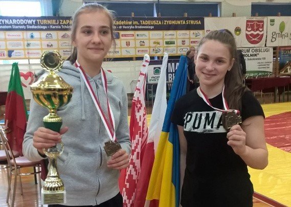 Волинські спортсменки-борчині – переможниці міжнародного турніру