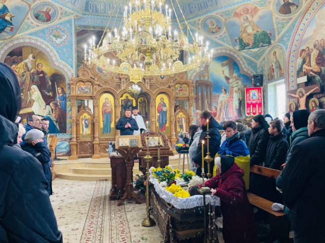 У Нововолинську попрощалися із Захисником Андрієм Боратинцем