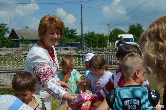 Новий майданчик і перше велике гуляння: в Оздові біля Луцька відсвяткували День села. ФОТО