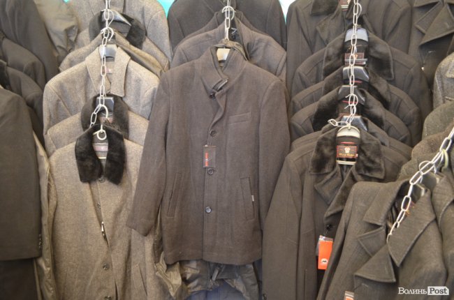 Місце для вигідного шопінгу: у Луцьку відкрився Харківський ярмарок*