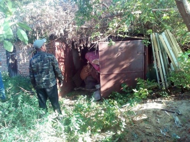 У Луцьку знесли сараї-смітники