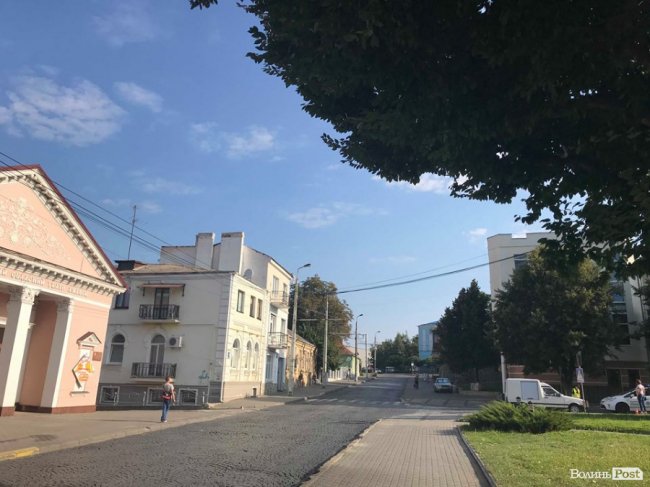 У Луцьку перекрили вулицю. ФОТО. ОНОВЛЕНО