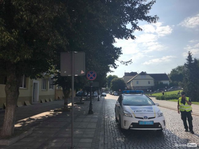 У Луцьку перекрили вулицю. ФОТО. ОНОВЛЕНО