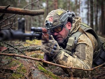 За добу українські воїни знищили понад тисячу окупантів, 23 артсистеми та 11 танків