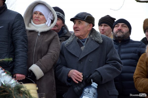 Лід, ополонка та Йорданська вода: Водохреще у Луцьку 