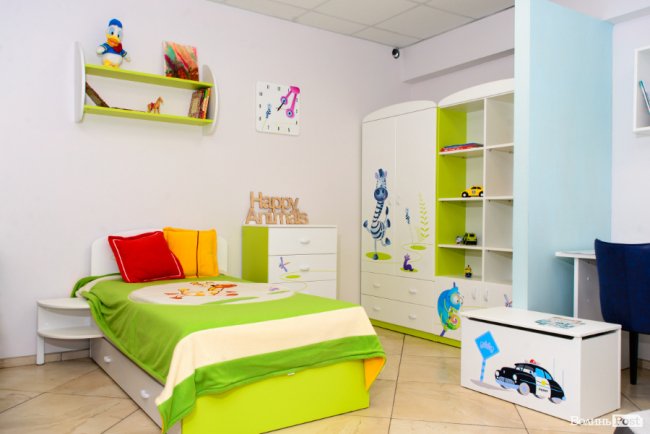  У Луцьку відкривають стильний меблевий шоурум. ФОТО *