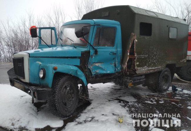 У поліції повідомили деталі ДТП на Волині за участю чотирьох авто. ФОТО