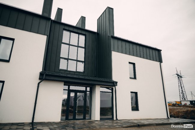 «Інвестор» продає готові до заселення квартири у «секретному» будинку. ЦІНИ та УМОВИ*